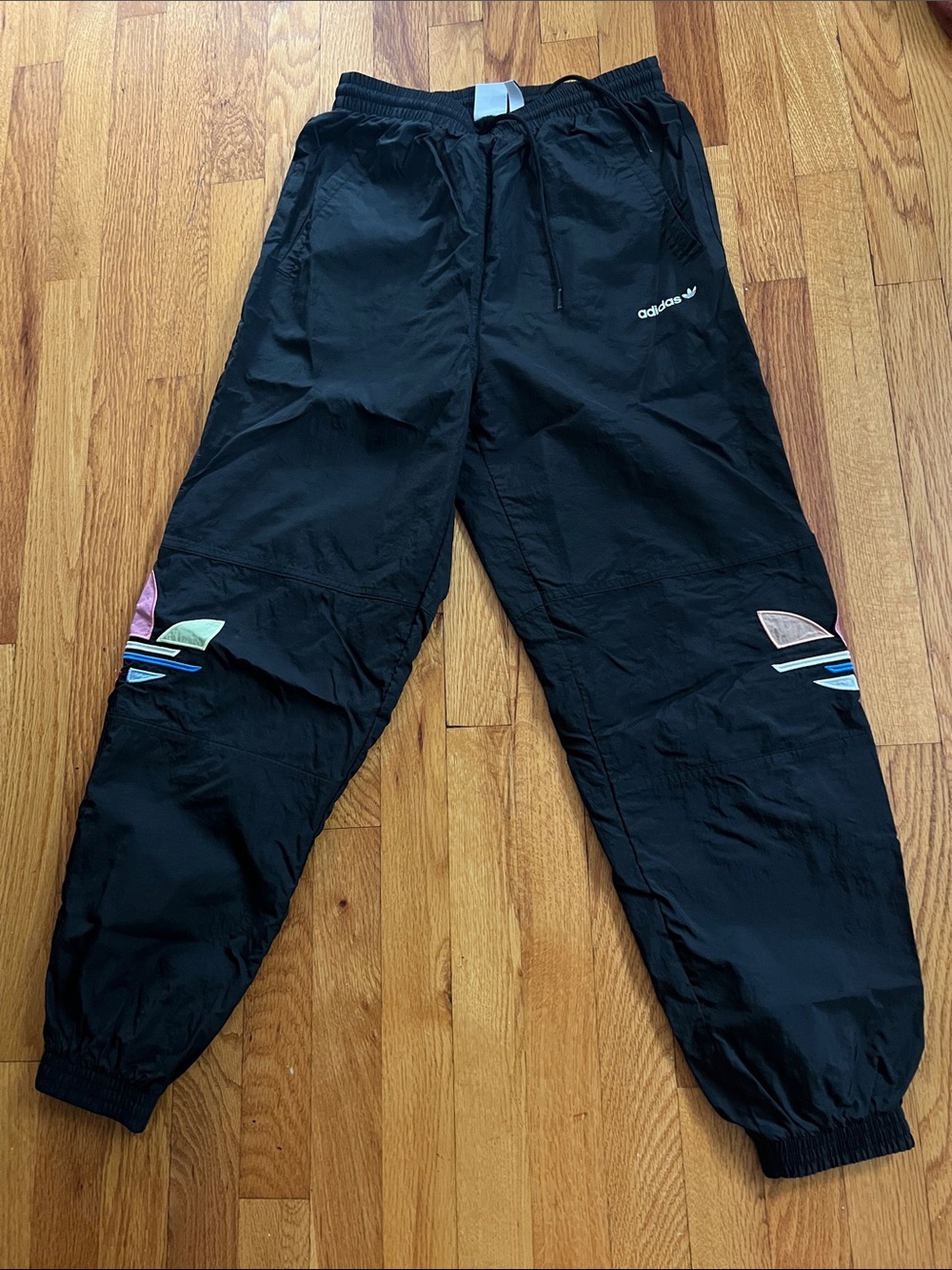 Adidas joggers size small